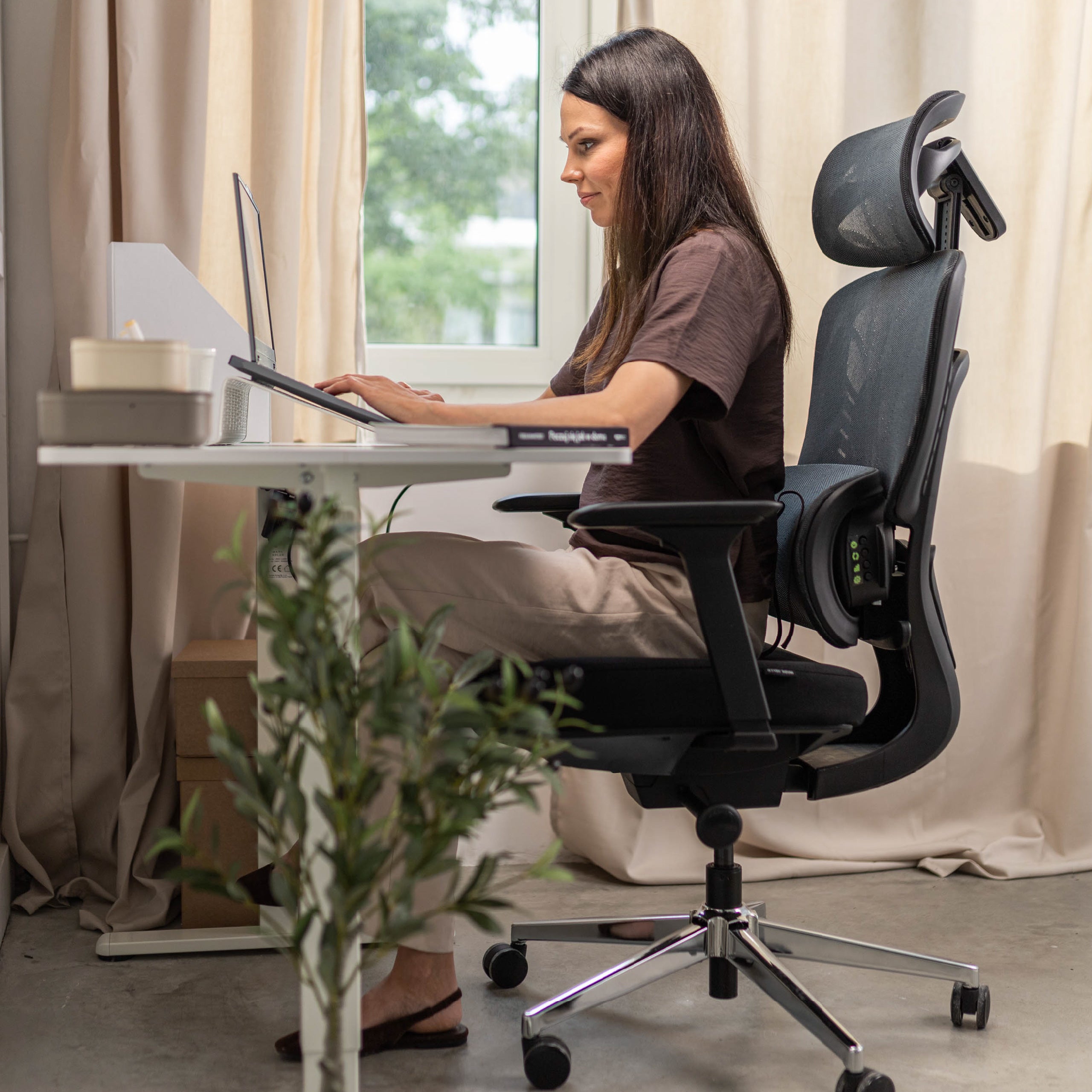 Ergonomischer Massagesessel Mark Adler Leadpro 8.7 Black