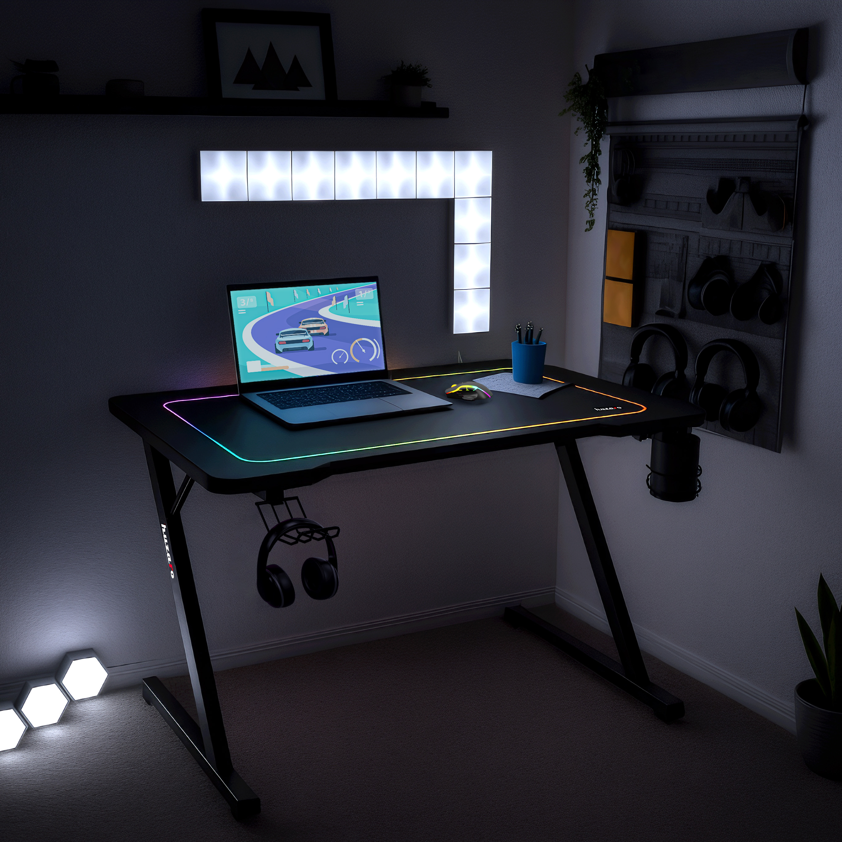 Prawy bok biurka Hero 1.8 Black z uchwytami na słuchawki oraz kubki