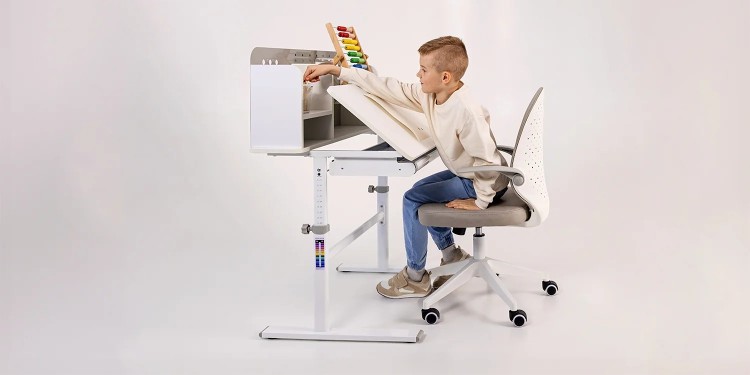 Warum ist ein ergonomischer Schreibtisch eine Investition in die Zukunft Ihres Kindes?