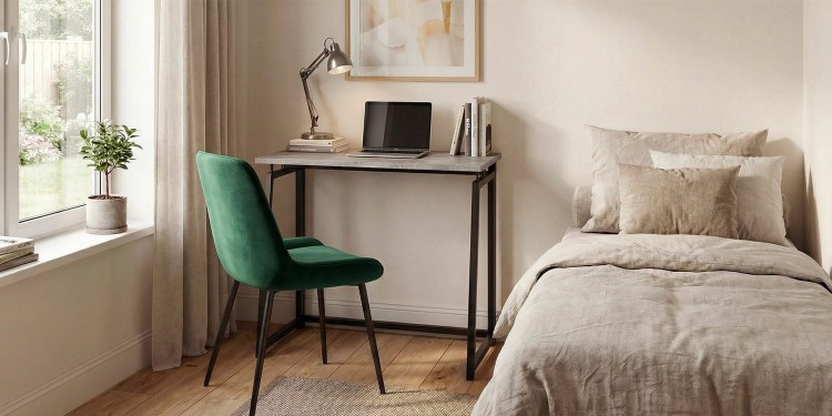 Czy małe biurko składane nadaje się do pracy w domu? Zalety mobilnych rozwiązań
